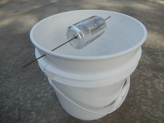 Bucket Mouse Trap (kill or No Kill) : 8 Steps - Instructables