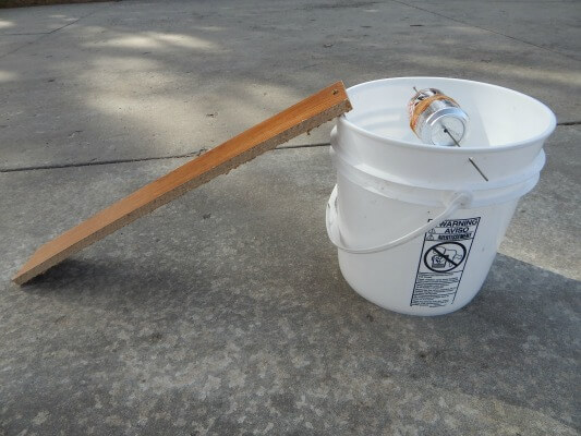 Homemade Mouse Trap - Humane Bucket Trap